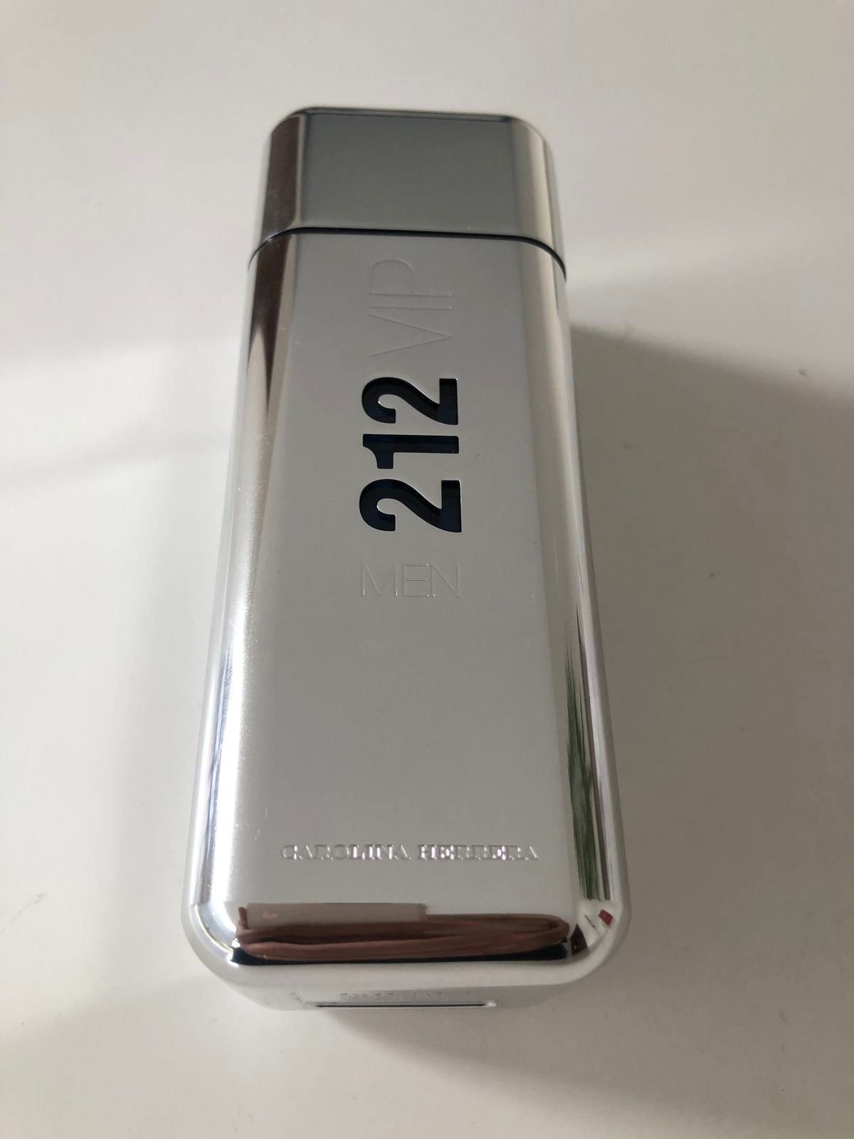 Carolina Herrera 212 VIP Men