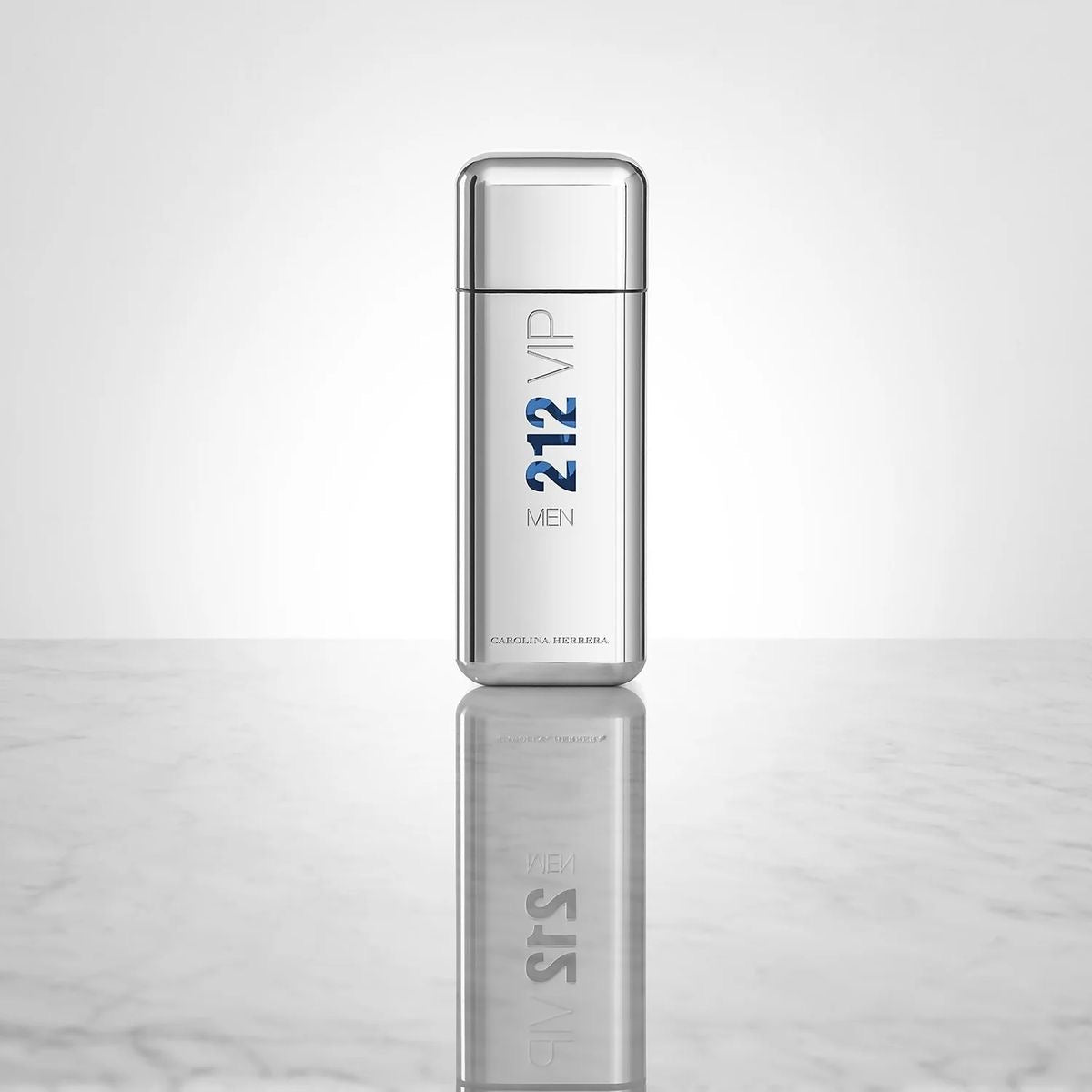 Carolina Herrera 212 VIP Men