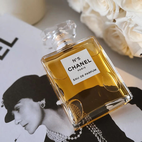 Chanel N°5 Paris Woman